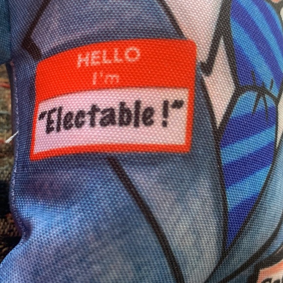 1 Left! NWT Joe Biden Parody Funny Dog Toy With Squeaker Gag Gift Yankee Swap - Picture 5 of 9